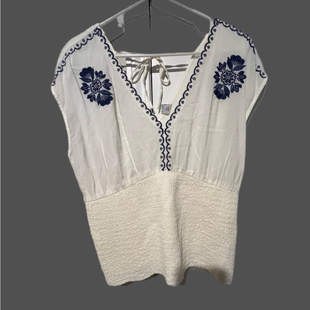 Old Navy White Blouse with Navy Embroidery